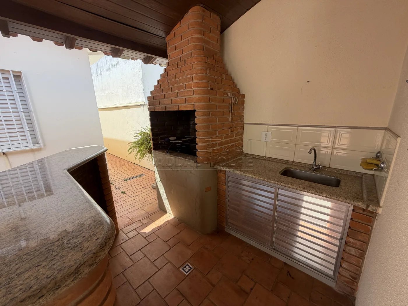 Comprar Casa / Condom&iacute;nio em Piratininga R$ 650.000,00 - Foto 2