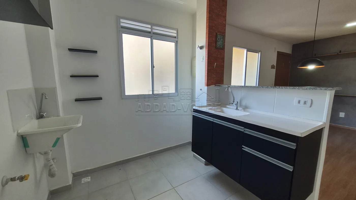 Alugar Apartamento / Padr&atilde;o em Bauru R$ 1.000,00 - Foto 3
