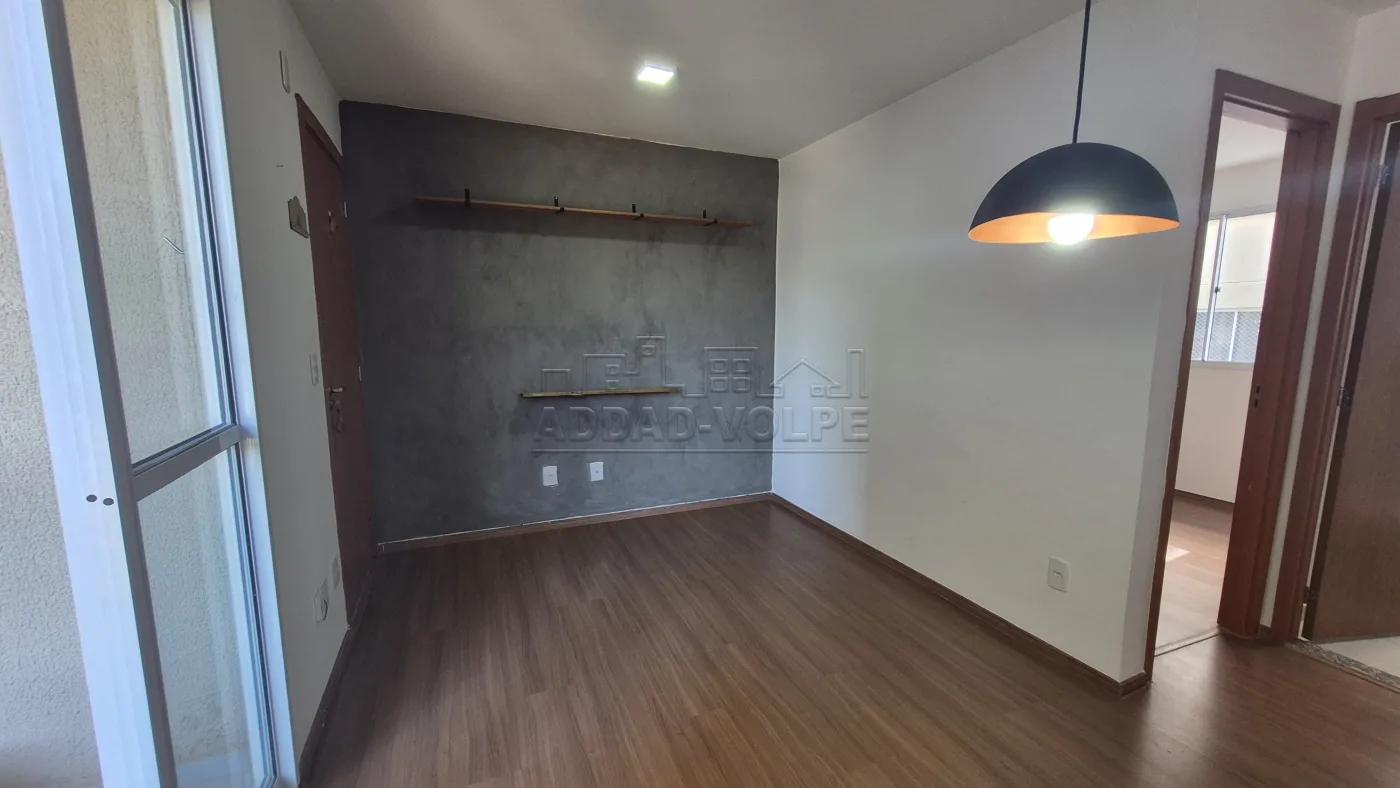 Alugar Apartamento / Padr&atilde;o em Bauru R$ 1.000,00 - Foto 1