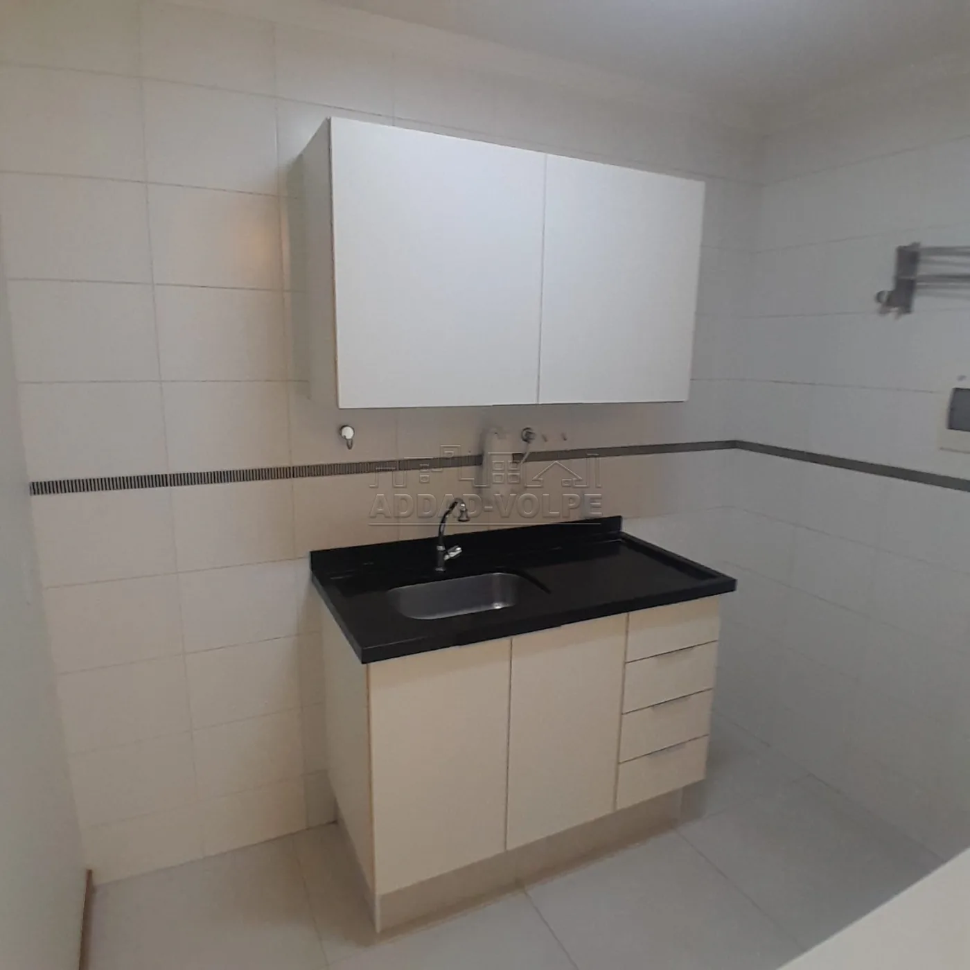 Alugar Apartamento / Padr&atilde;o em Bauru R$ 1.500,00 - Foto 2