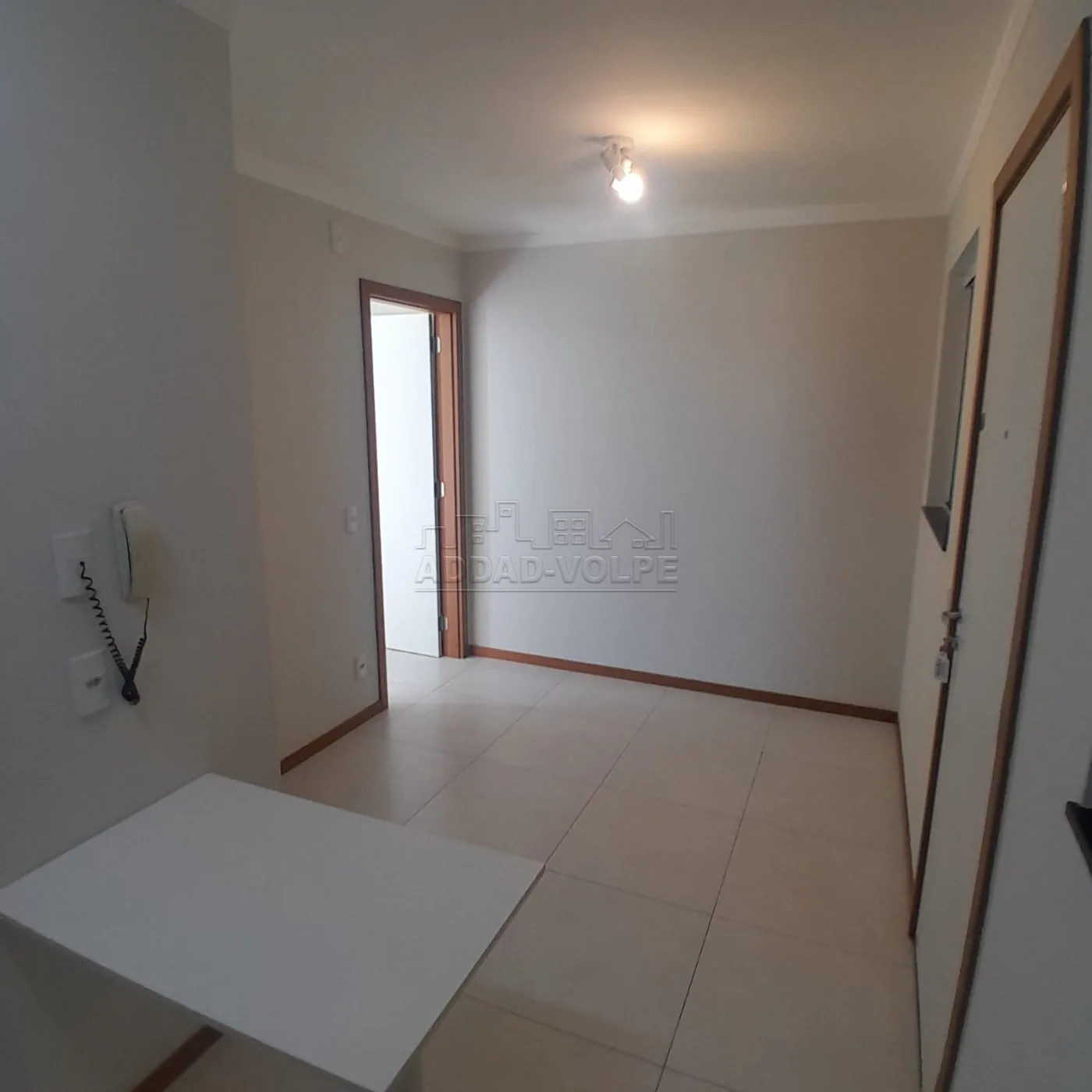 Alugar Apartamento / Padr&atilde;o em Bauru R$ 1.500,00 - Foto 1