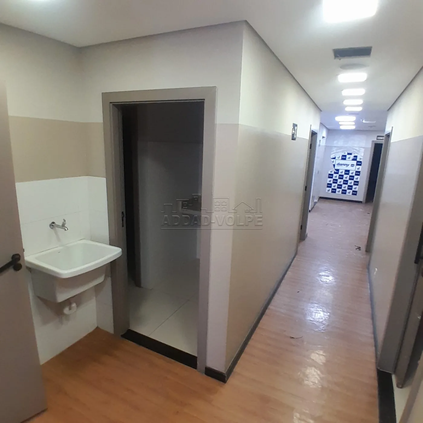 Alugar Comercial / Pr&eacute;dio em Bauru R$ 30.000,00 - Foto 14