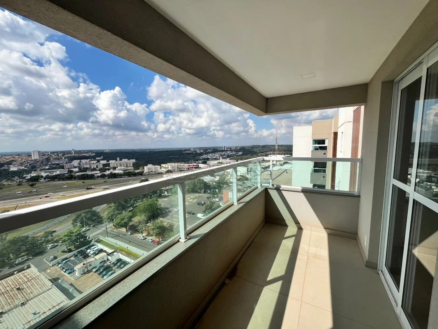 Comprar Apartamento / Padr&atilde;o em Bauru R$ 700.000,00 - Foto 4