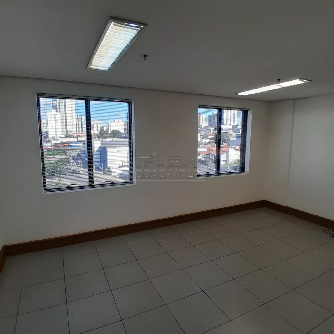 Alugar Comercial / Sala em Condom&iacute;nio em Bauru R$ 1.200,00 - Foto 3