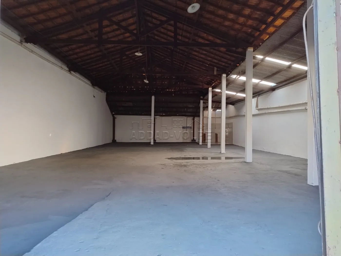 Comprar Comercial / Barrac&atilde;o em Bauru R$ 300.000,00 - Foto 2