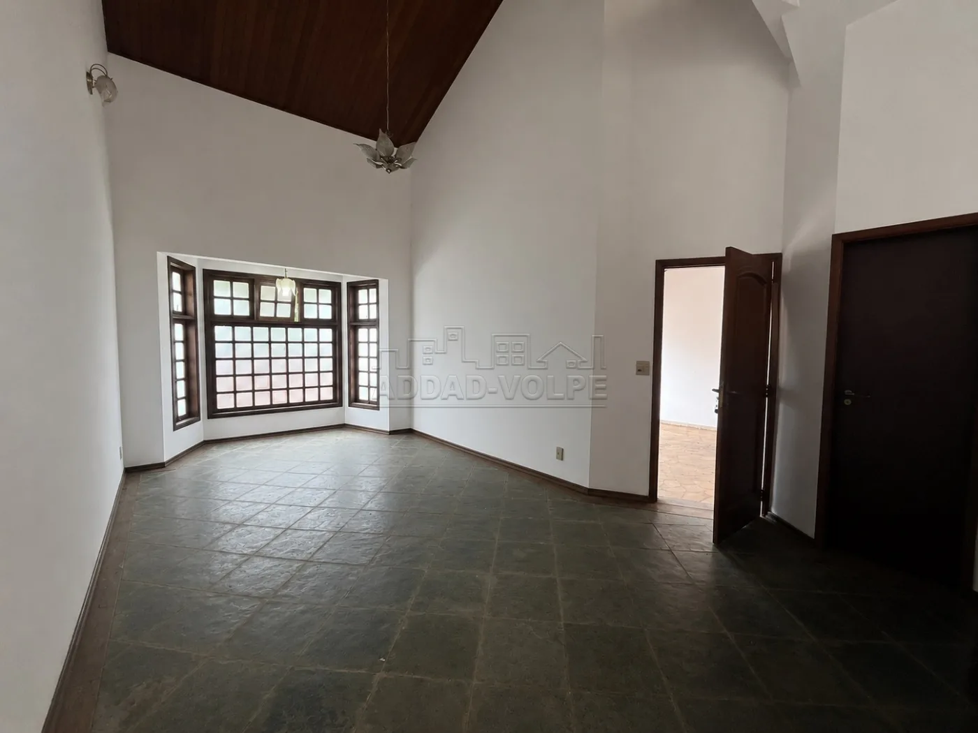 Alugar Casa / Padr&atilde;o em Bauru R$ 6.000,00 - Foto 1