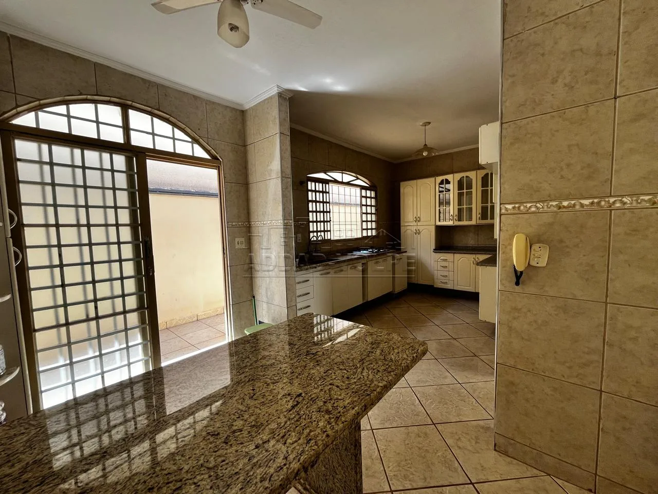 Comprar Casa / Padr&atilde;o em Bauru R$ 850.000,00 - Foto 4