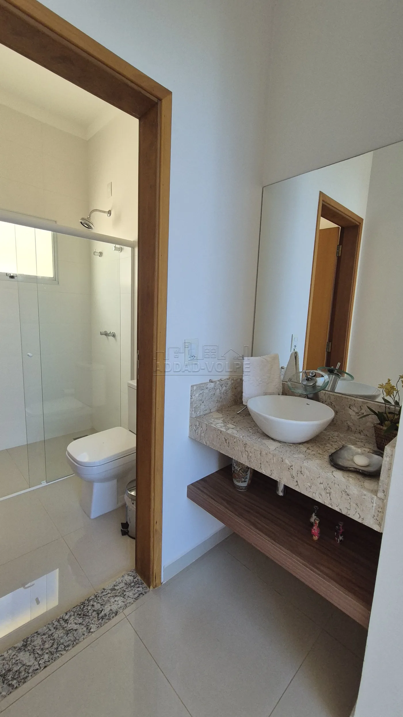 Comprar Casa / Condom&iacute;nio em Piratininga R$ 1.100.000,00 - Foto 6