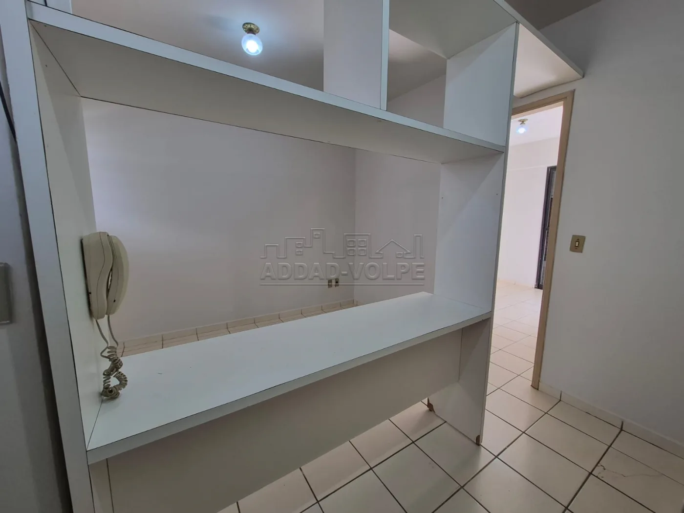 Alugar Apartamento / Padr&atilde;o em Bauru R$ 1.200,00 - Foto 1