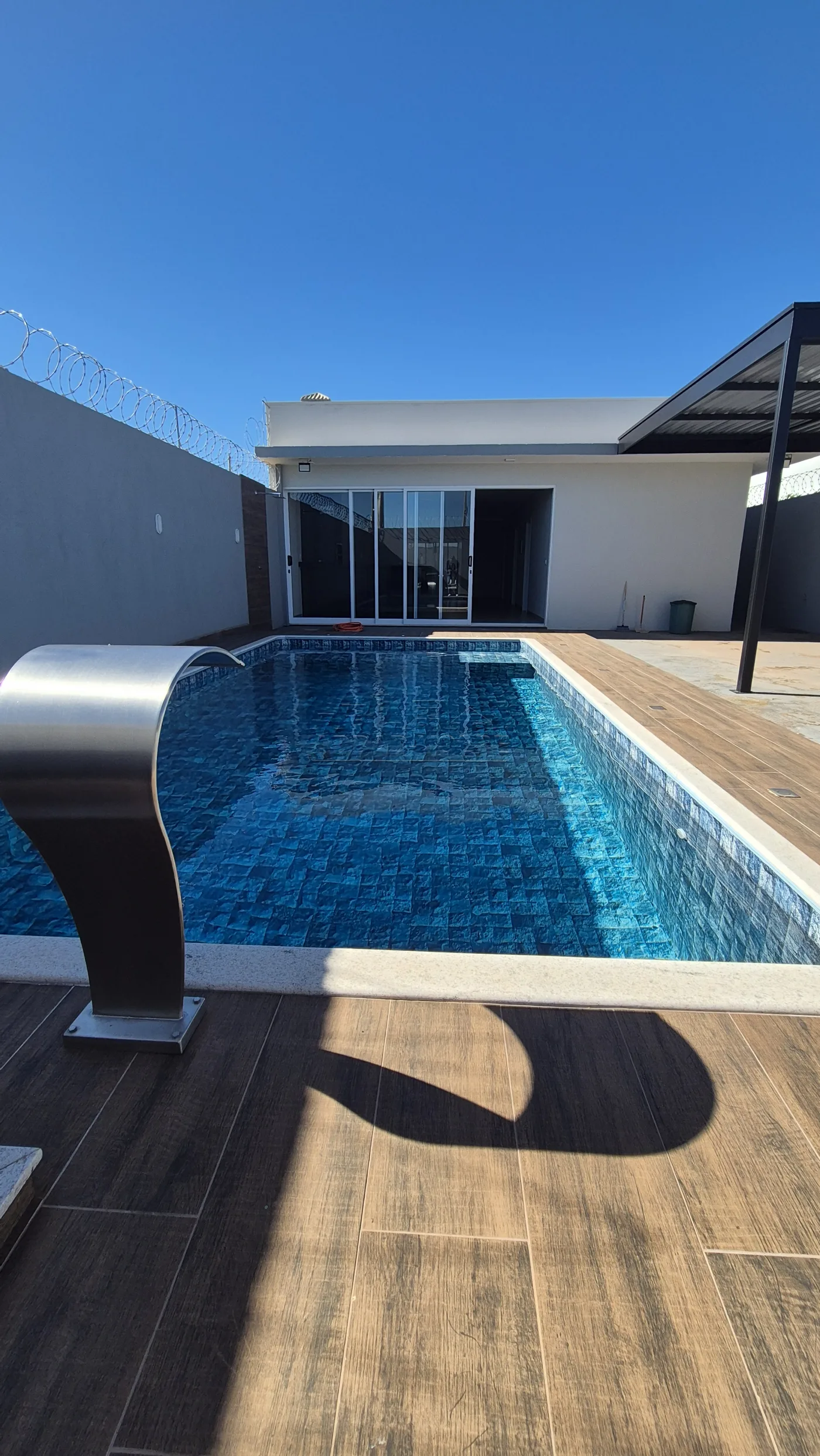Comprar Casa / Padr&atilde;o em Piratininga R$ 380.000,00 - Foto 1