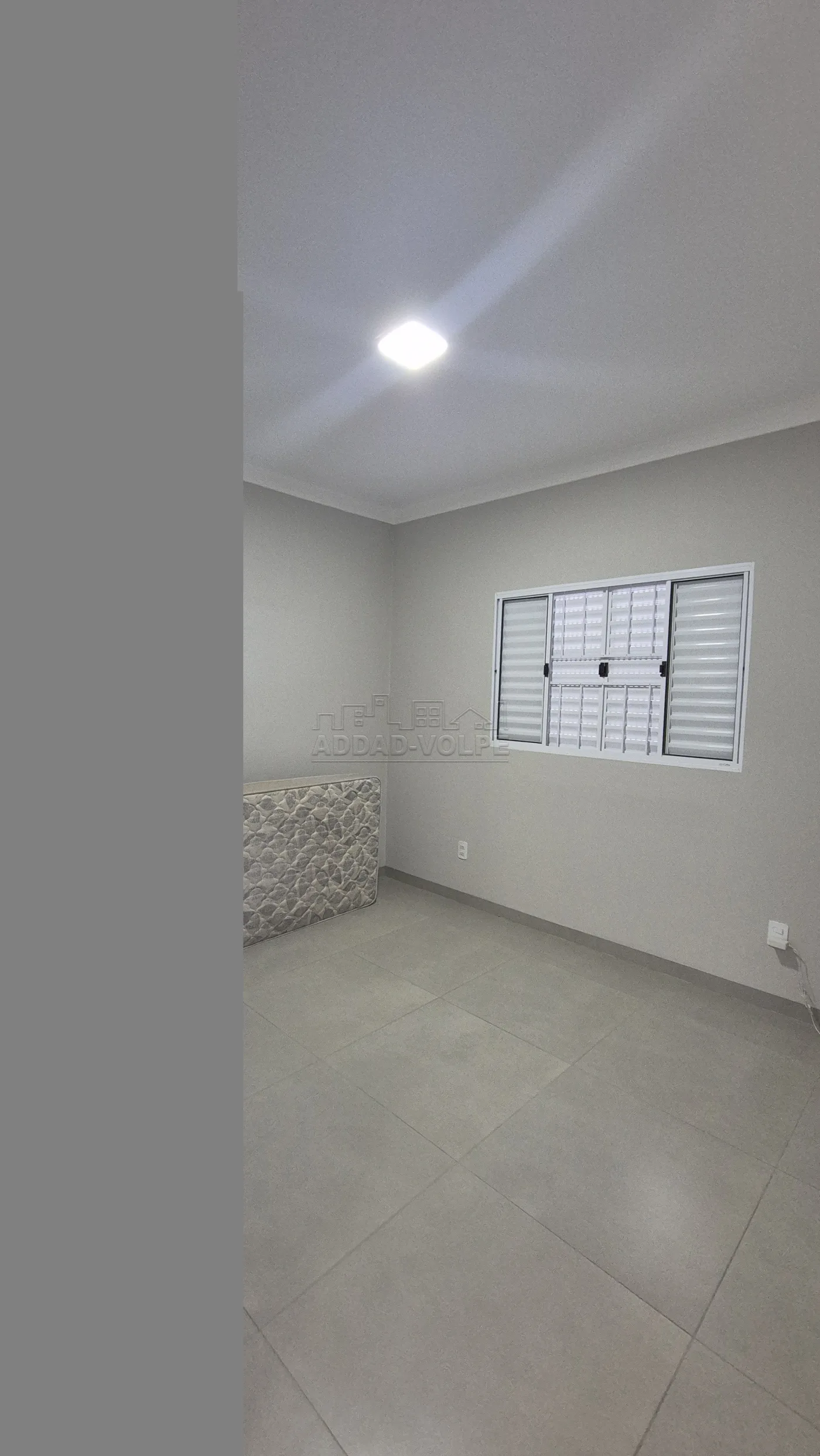 Comprar Casa / Padr&atilde;o em Piratininga R$ 380.000,00 - Foto 9