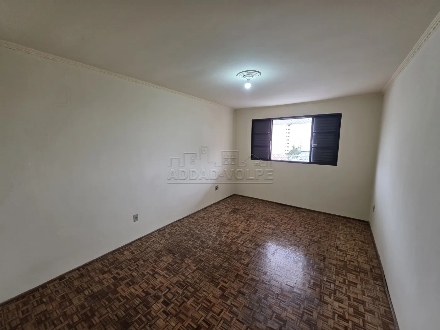 Comprar Apartamento / Padr&atilde;o em Bauru R$ 330.000,00 - Foto 4