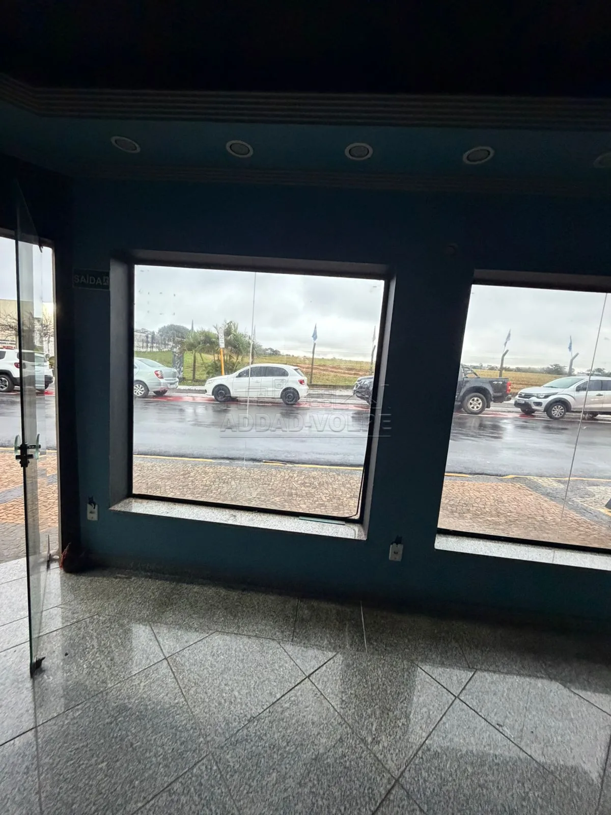 Alugar Comercial / Ponto Comercial em Bauru R$ 3.600,00 - Foto 1