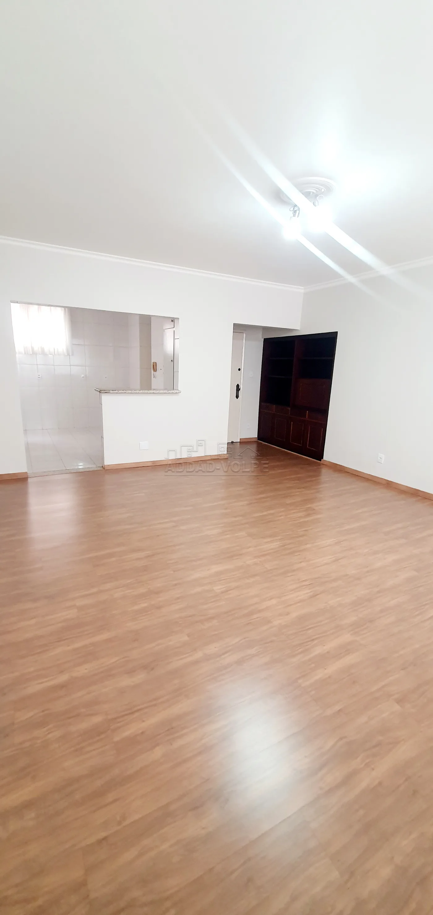 Alugar Apartamento / Padr&atilde;o em Bauru R$ 2.400,00 - Foto 2