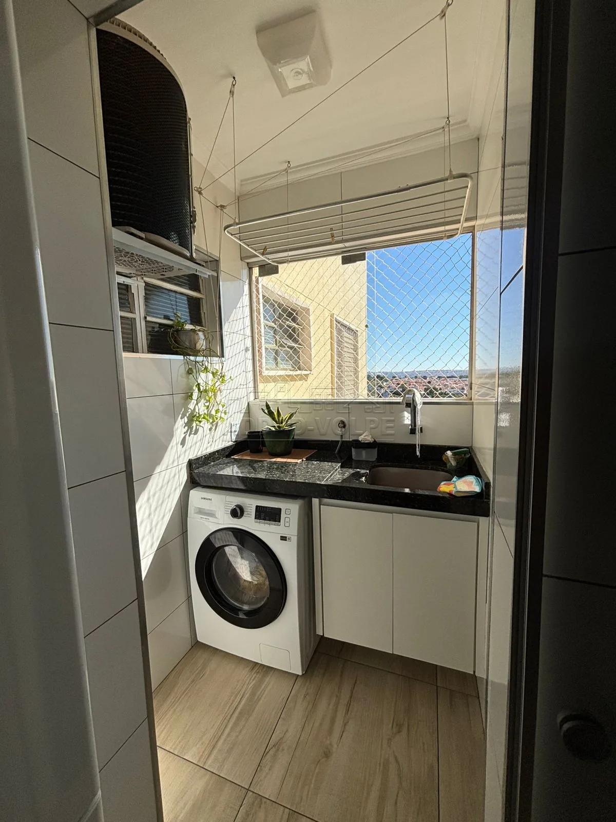 Comprar Apartamento / Padr&atilde;o em Bauru R$ 359.000,00 - Foto 4