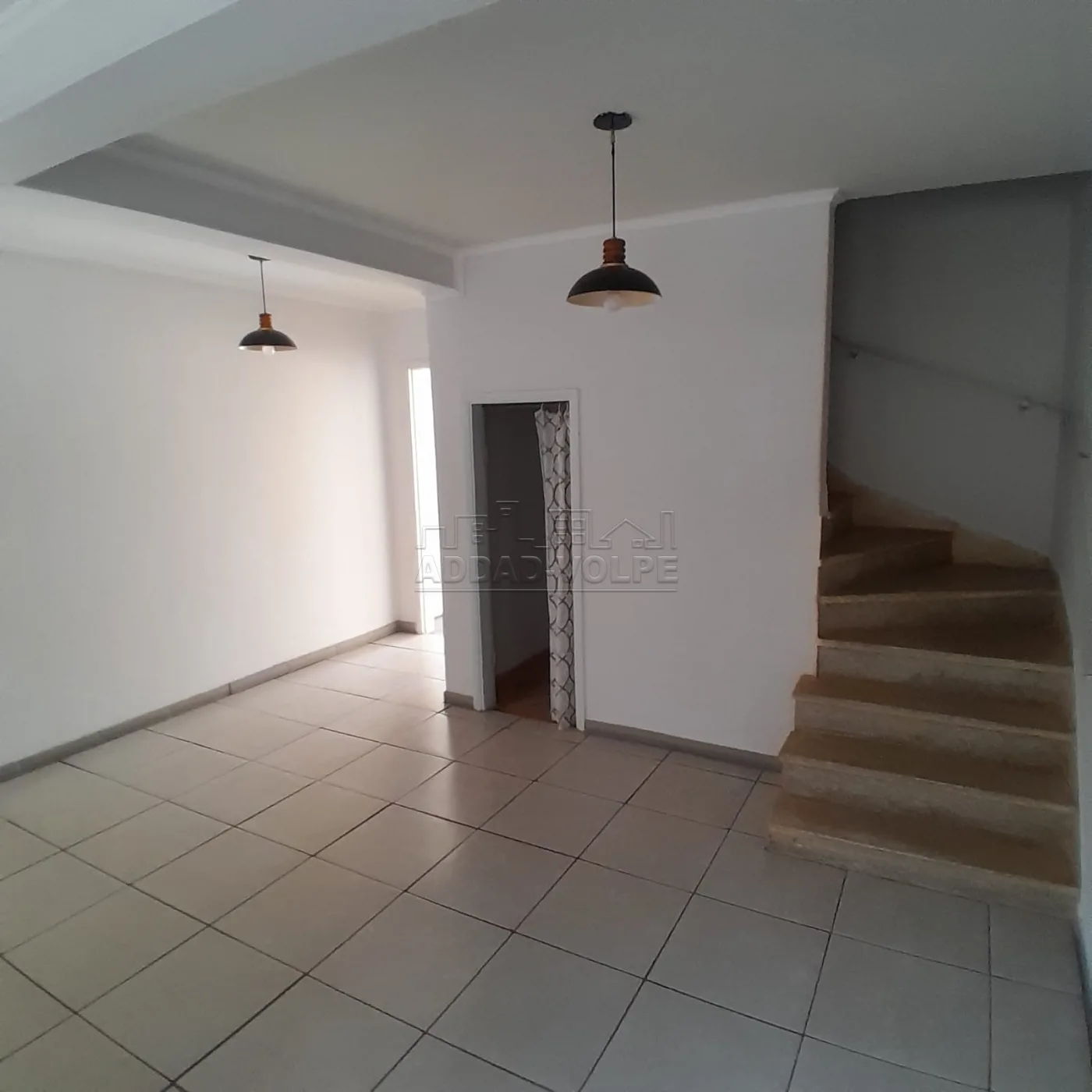 Alugar Casa / Padr&atilde;o em Bauru R$ 1.600,00 - Foto 3
