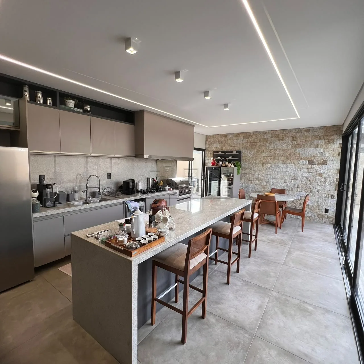 Comprar Casa / Condom&iacute;nio em Piratininga R$ 1.750.000,00 - Foto 3