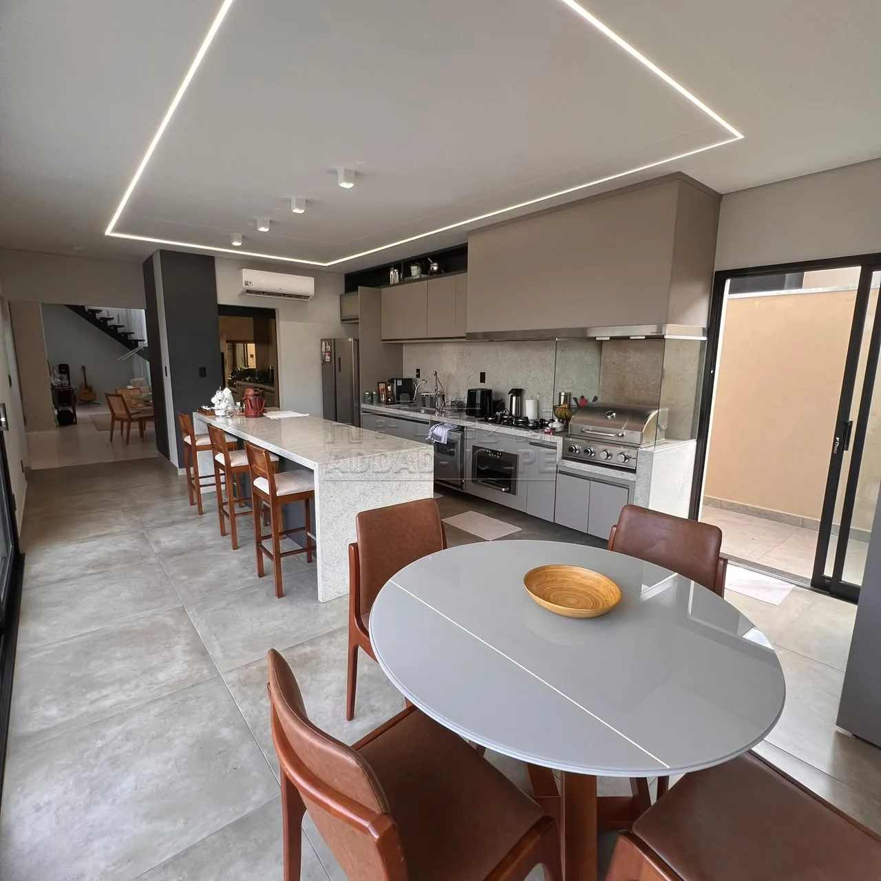 Comprar Casa / Condom&iacute;nio em Piratininga R$ 1.750.000,00 - Foto 5
