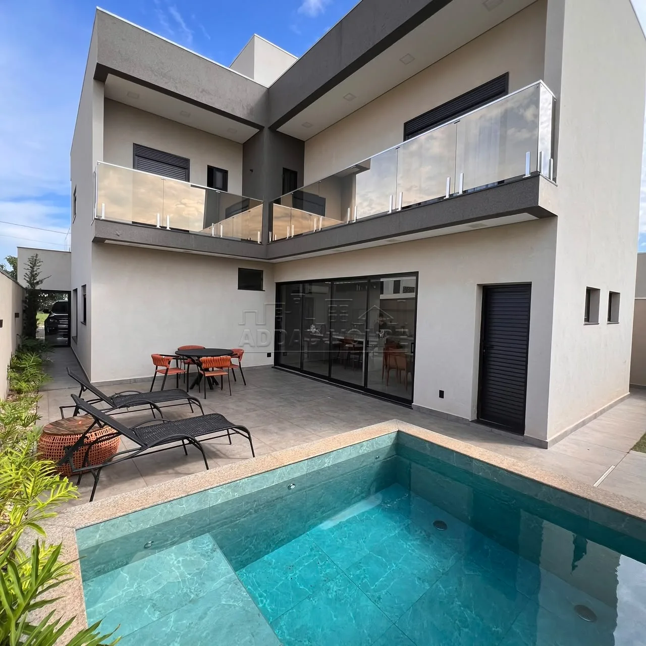 Comprar Casa / Condom&iacute;nio em Piratininga R$ 1.750.000,00 - Foto 1