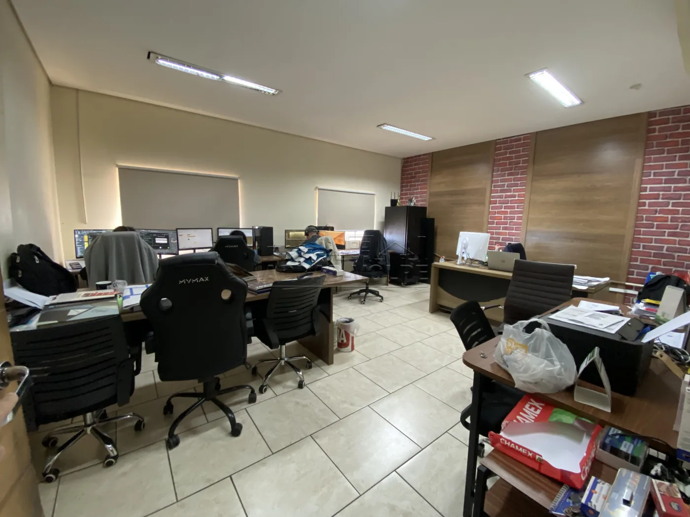 Alugar Comercial / Barrac&atilde;o em Bauru R$ 7.000,00 - Foto 6