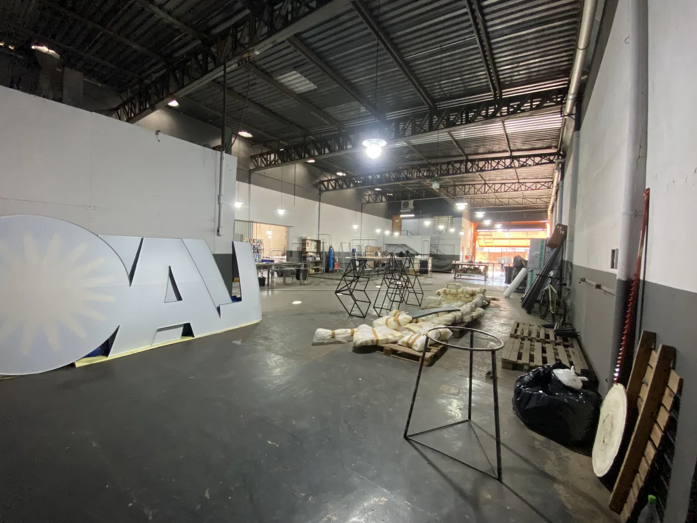 Alugar Comercial / Barrac&atilde;o em Bauru R$ 7.000,00 - Foto 2