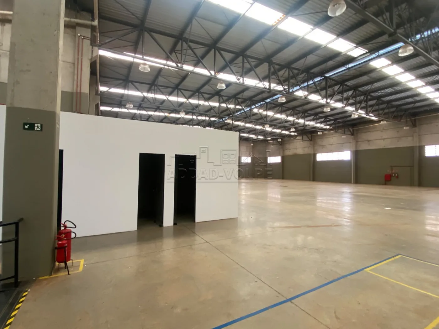 Comprar Comercial / Barrac&atilde;o em Bauru R$ 18.000.000,00 - Foto 2