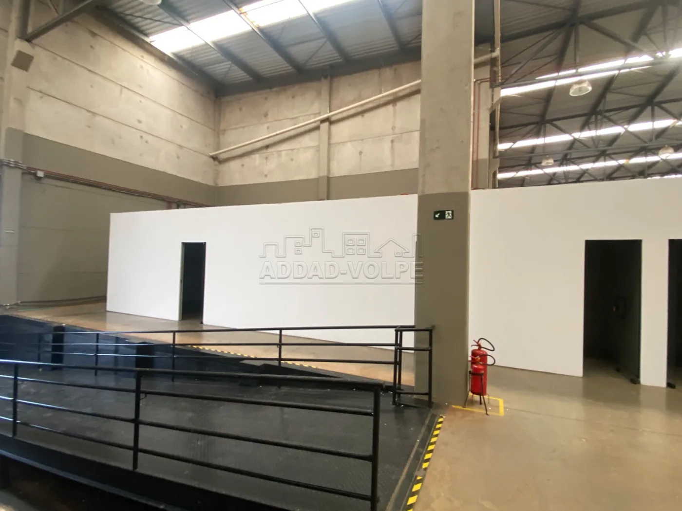 Comprar Comercial / Barrac&atilde;o em Bauru R$ 18.000.000,00 - Foto 3