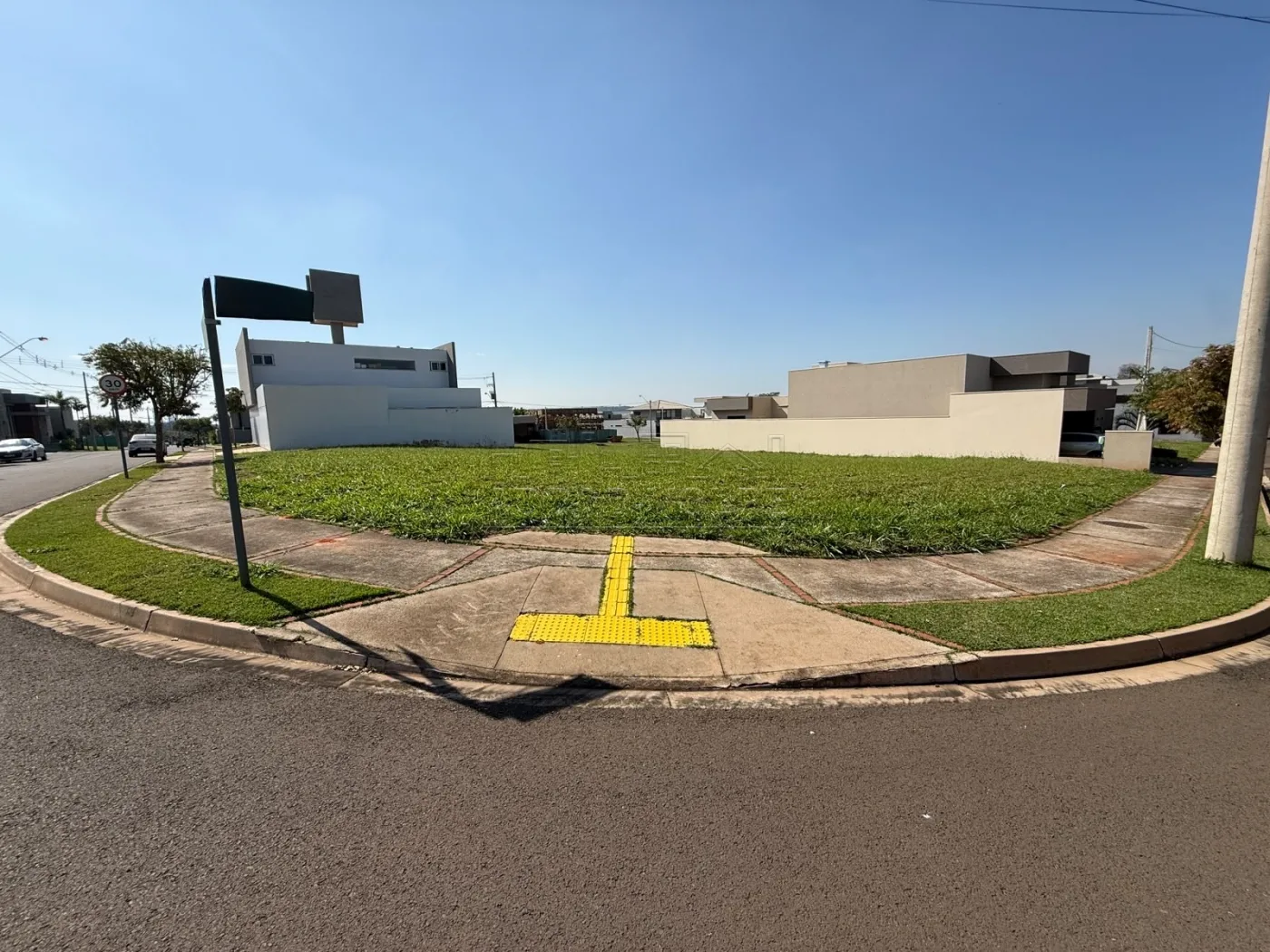 Comprar Terreno / Condom&iacute;nio em Bauru R$ 450.000,00 - Foto 2