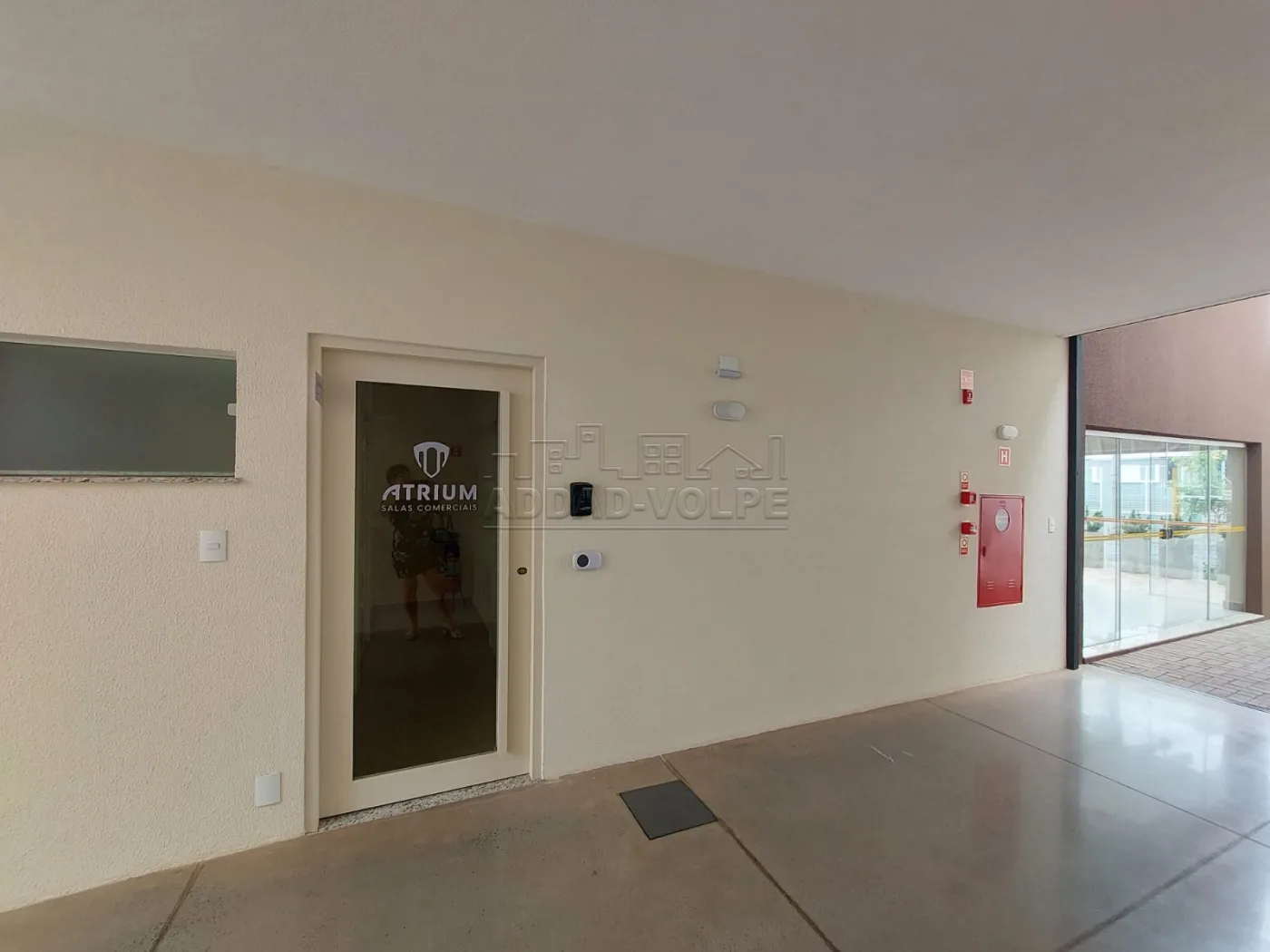 Alugar Comercial / Sala em Bauru R$ 1.450,00 - Foto 2