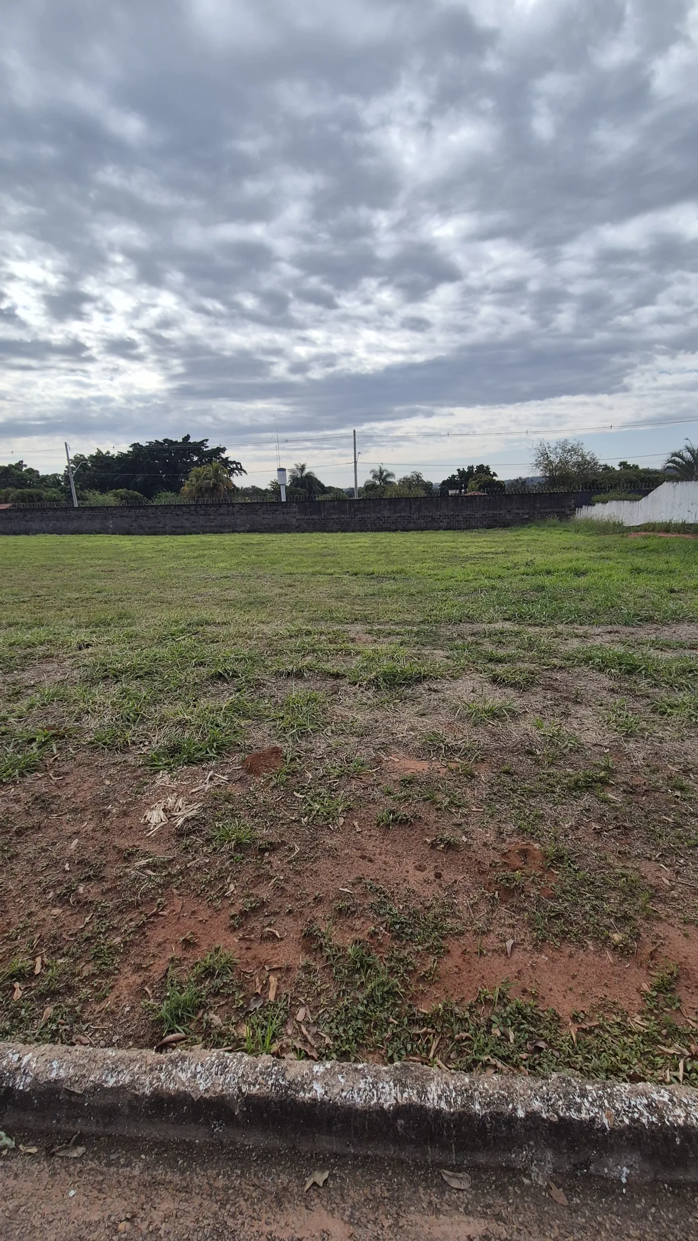 Comprar Terreno / Condom&iacute;nio em Piratininga R$ 248.503,00 - Foto 1