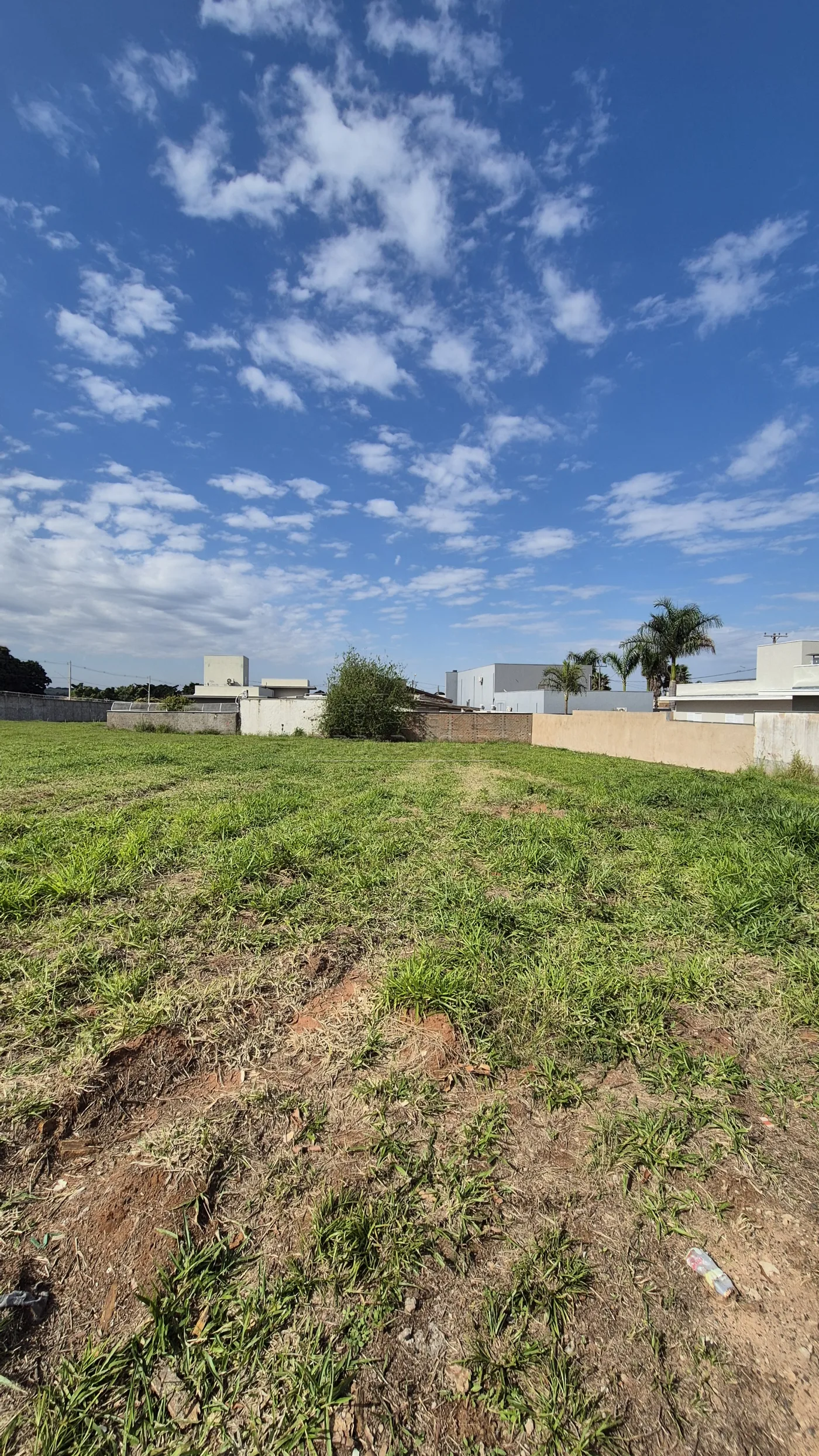 Comprar Terreno / Condom&iacute;nio em Piratininga R$ 299.400,00 - Foto 1