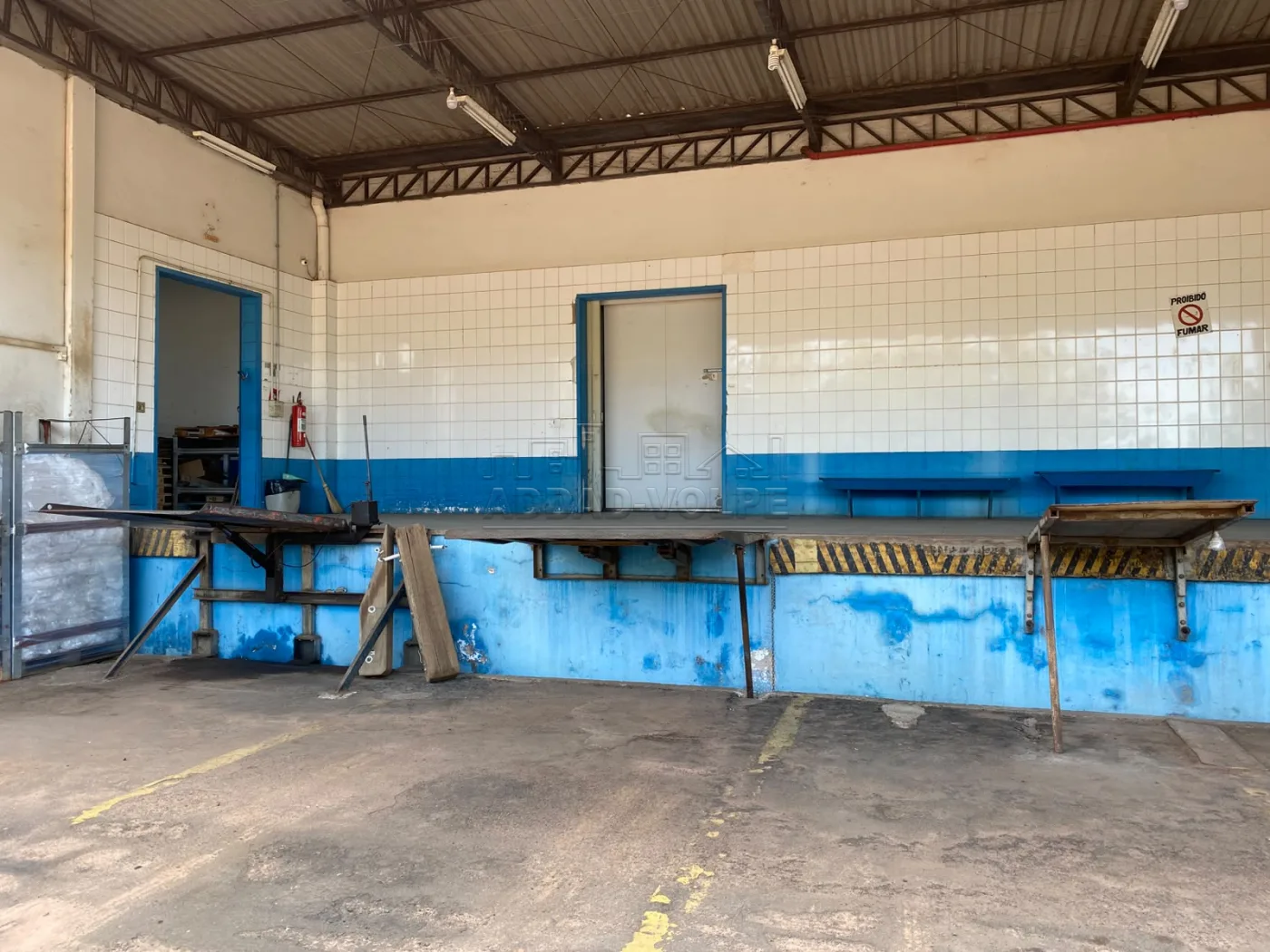 Alugar Comercial / Barrac&atilde;o em Bauru R$ 45.000,00 - Foto 18