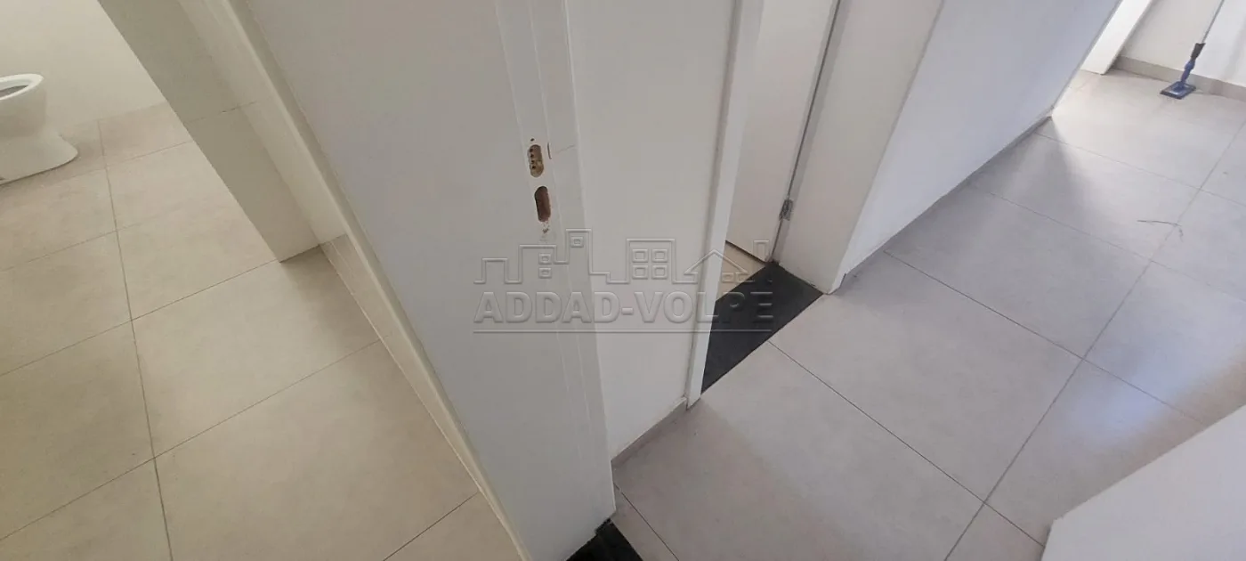 Alugar Comercial / Ponto Comercial em Bauru R$ 9.000,00 - Foto 12