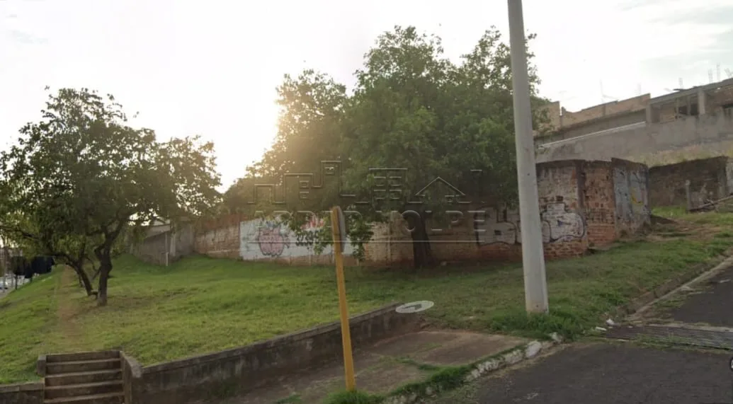 Comprar Terreno / Padr&atilde;o em Bauru R$ 200.000,00 - Foto 2
