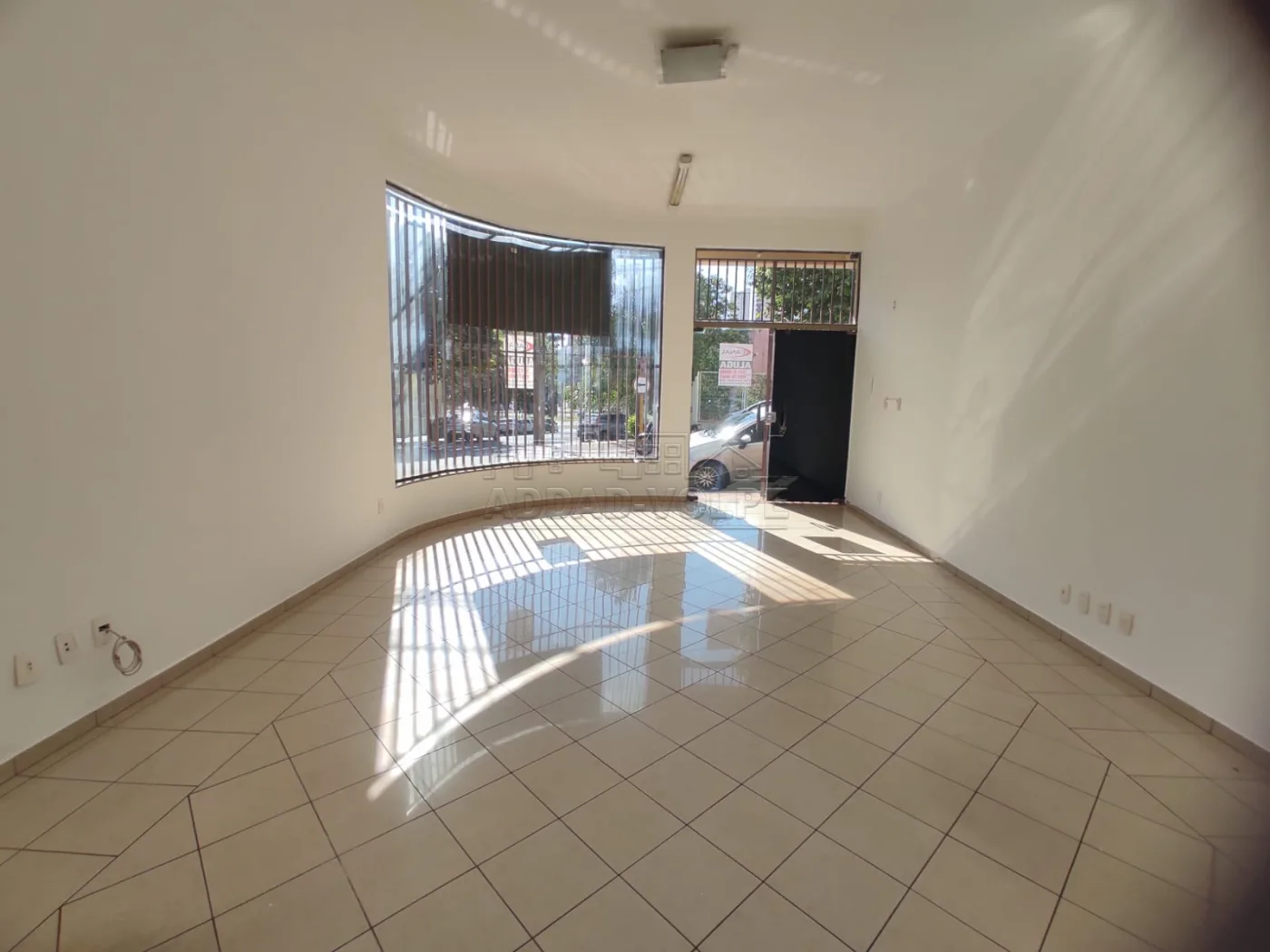 Alugar Comercial / Sala em Bauru R$ 2.000,00 - Foto 4