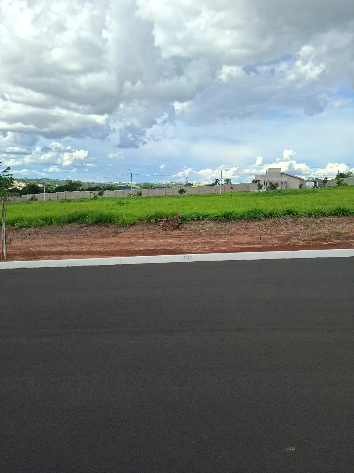 Comprar Terreno / Condom&iacute;nio em Piratininga R$ 192.000,00 - Foto 1
