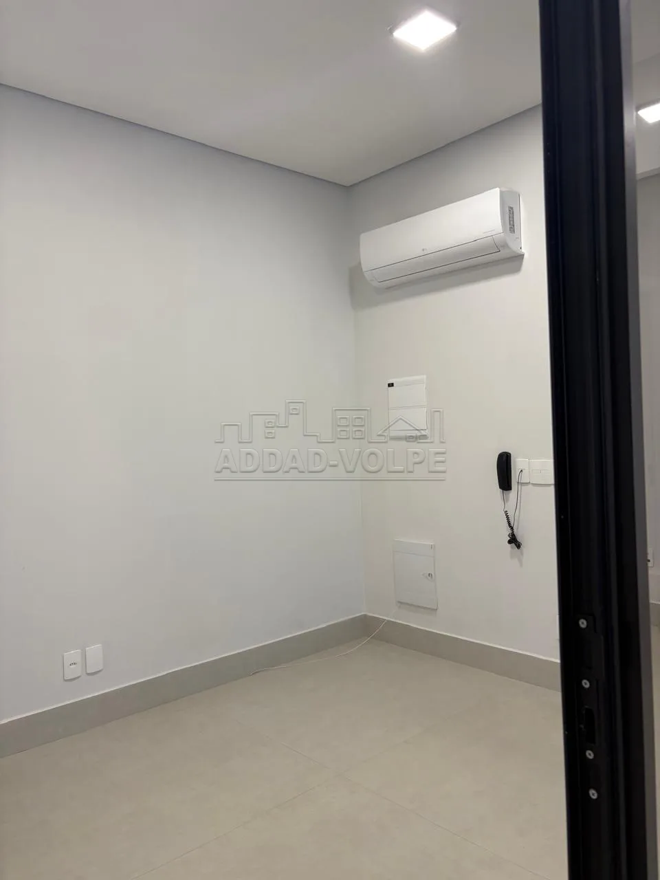 Alugar Comercial / Sal&atilde;o em Condom&iacute;nio em Bauru R$ 3.200,00 - Foto 5