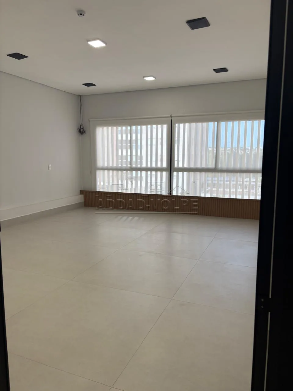 Alugar Comercial / Sal&atilde;o em Condom&iacute;nio em Bauru R$ 3.200,00 - Foto 1