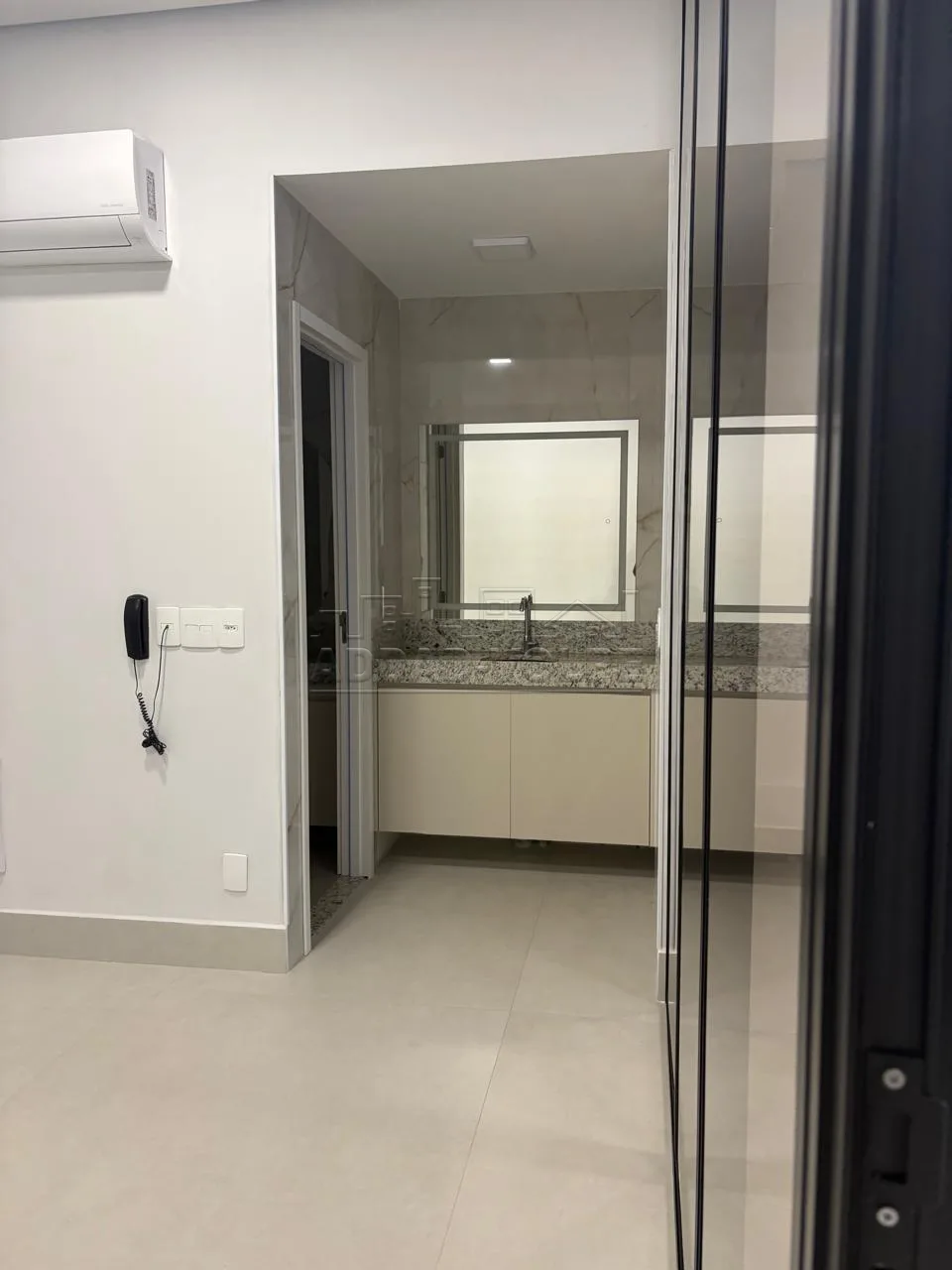 Alugar Comercial / Sal&atilde;o em Condom&iacute;nio em Bauru R$ 3.200,00 - Foto 4