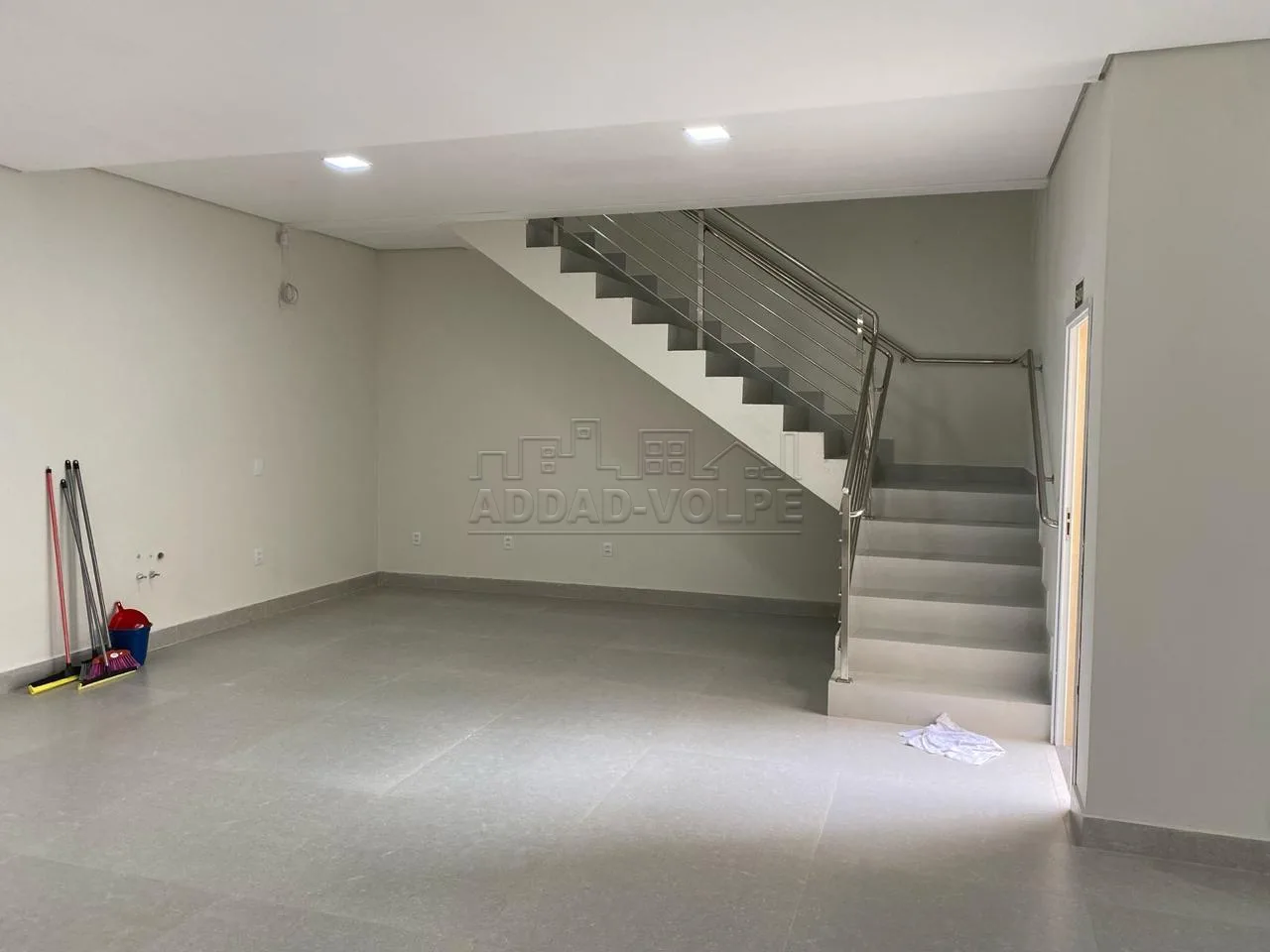 Alugar Comercial / Sal&atilde;o em Bauru R$ 6.000,00 - Foto 6