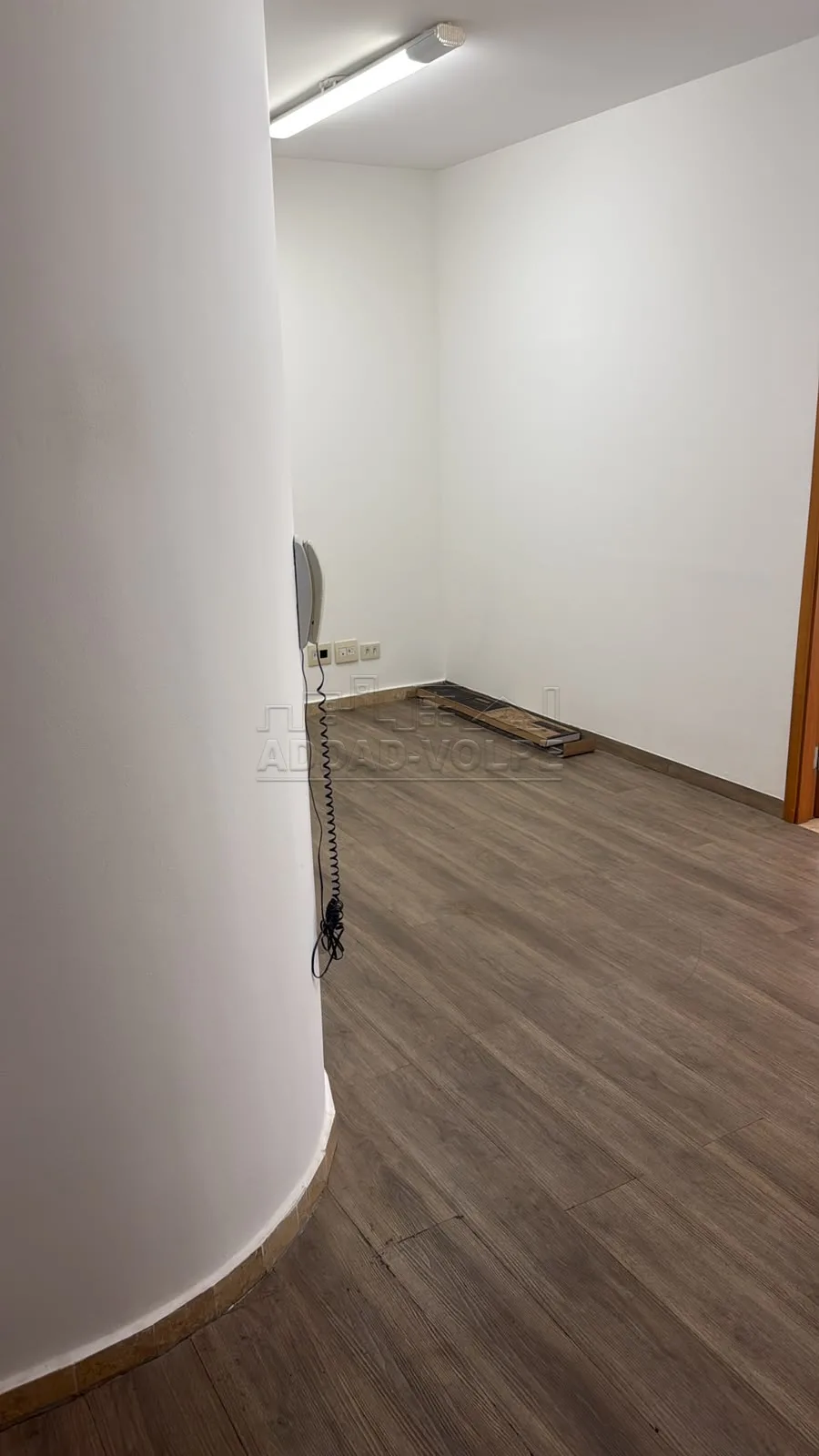 Alugar Comercial / Sala em Condom&iacute;nio em Bauru R$ 1.300,00 - Foto 2