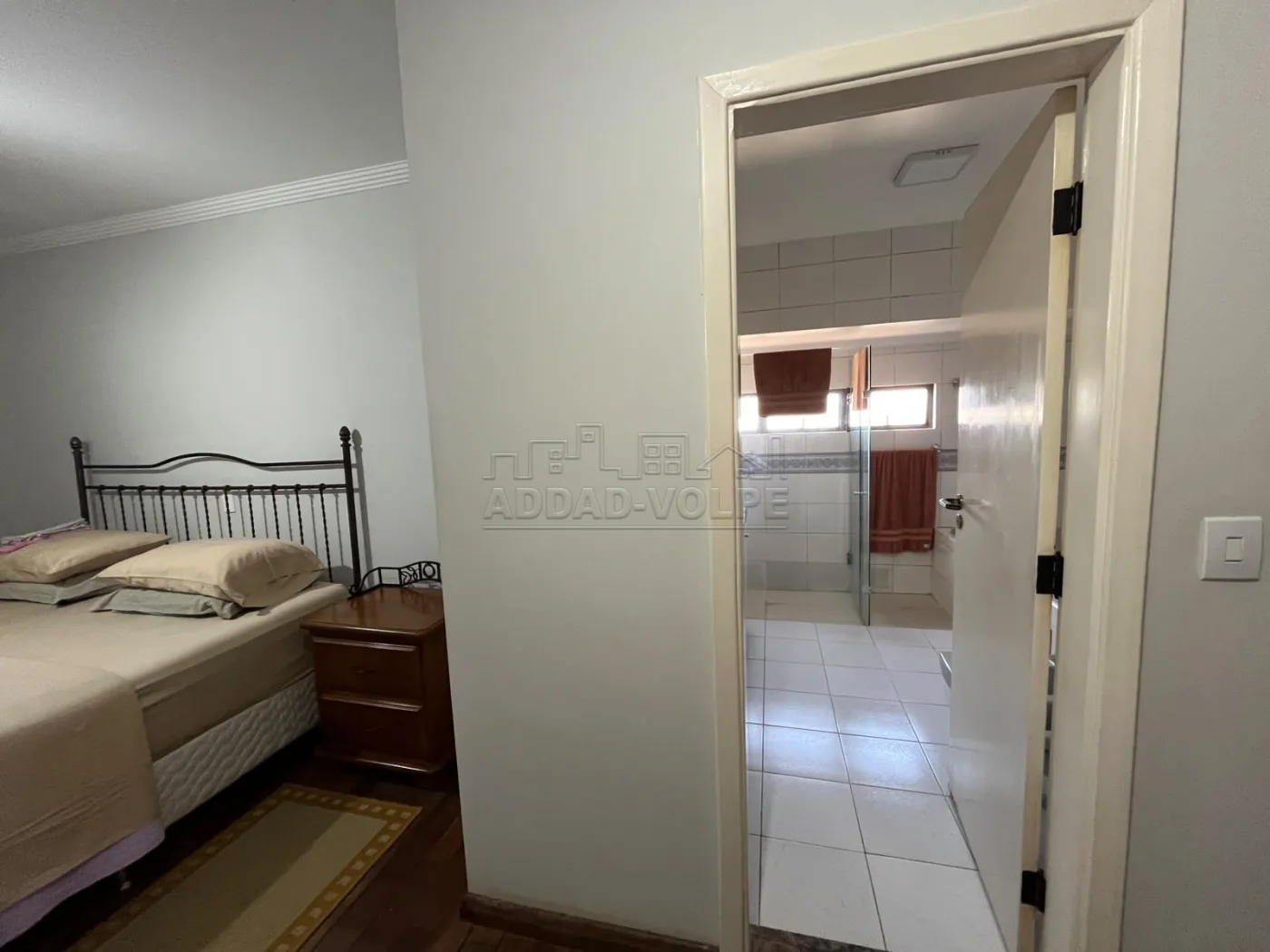 Comprar Casa / Sobrado em Bauru R$ 1.200.000,00 - Foto 8
