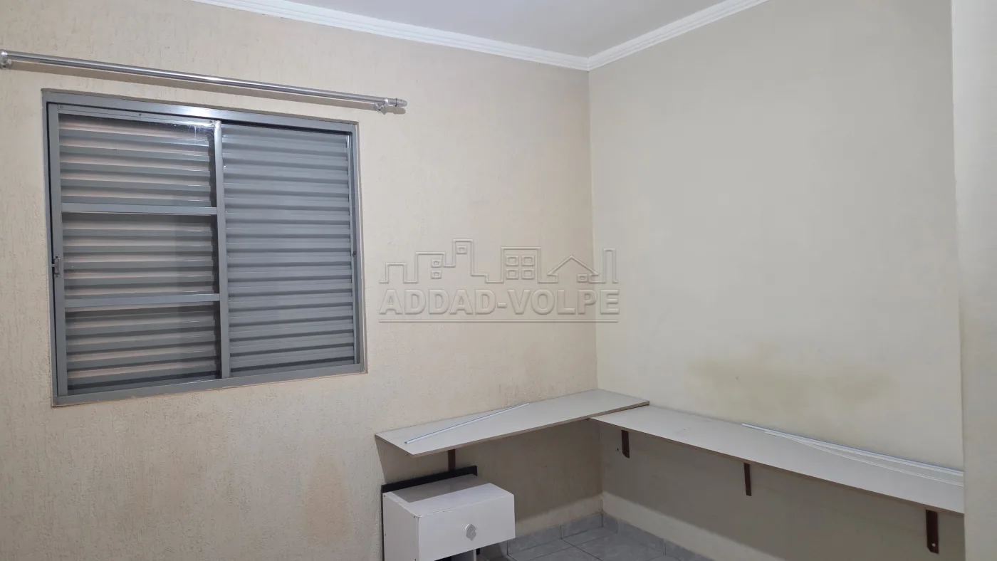 Comprar Apartamento / Padr&atilde;o em Bauru R$ 240.000,00 - Foto 3