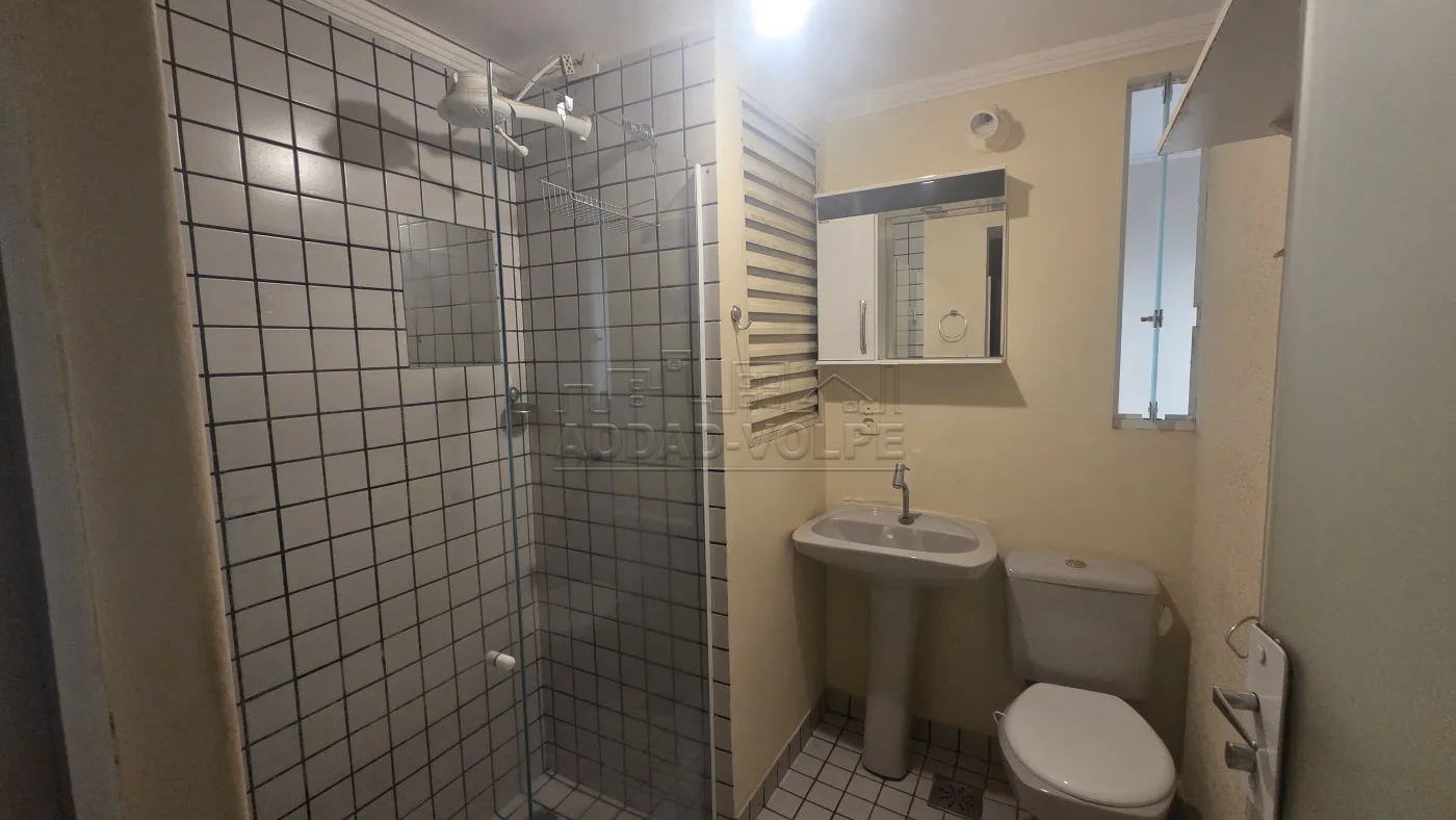 Comprar Apartamento / Padr&atilde;o em Bauru R$ 240.000,00 - Foto 4
