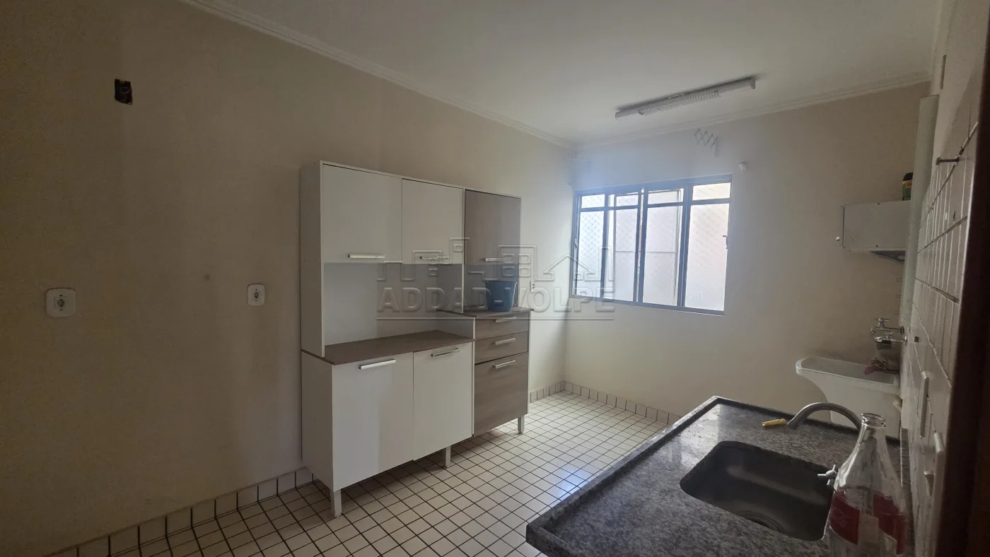 Comprar Apartamento / Padr&atilde;o em Bauru R$ 240.000,00 - Foto 2