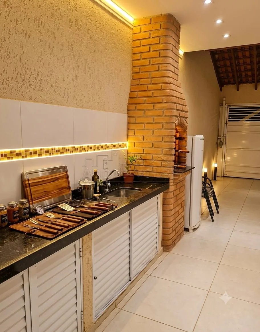 Comprar Casa / Padr&atilde;o em Bauru R$ 390.000,00 - Foto 2