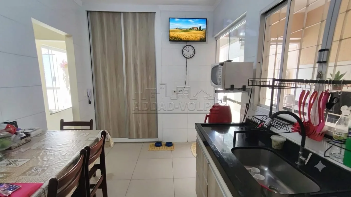 Comprar Casa / Padr&atilde;o em Bauru R$ 390.000,00 - Foto 4