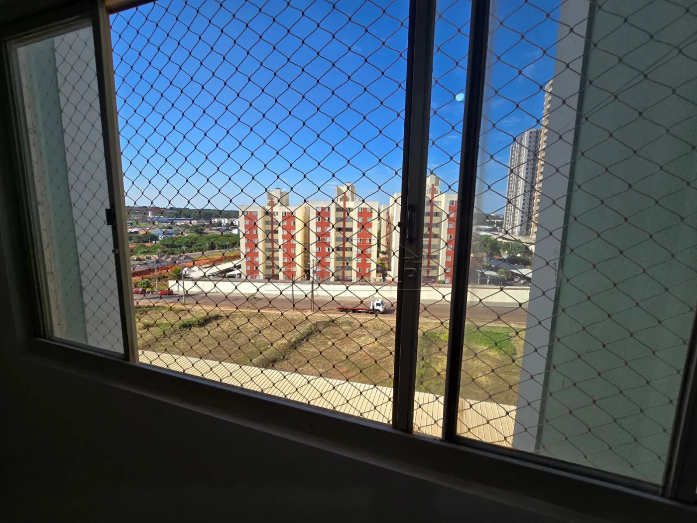 Comprar Apartamento / Padr&atilde;o em Bauru R$ 260.000,00 - Foto 8