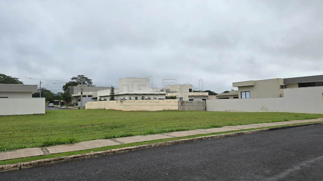 Comprar Terreno / Condom&iacute;nio em Piratininga R$ 230.000,00 - Foto 1