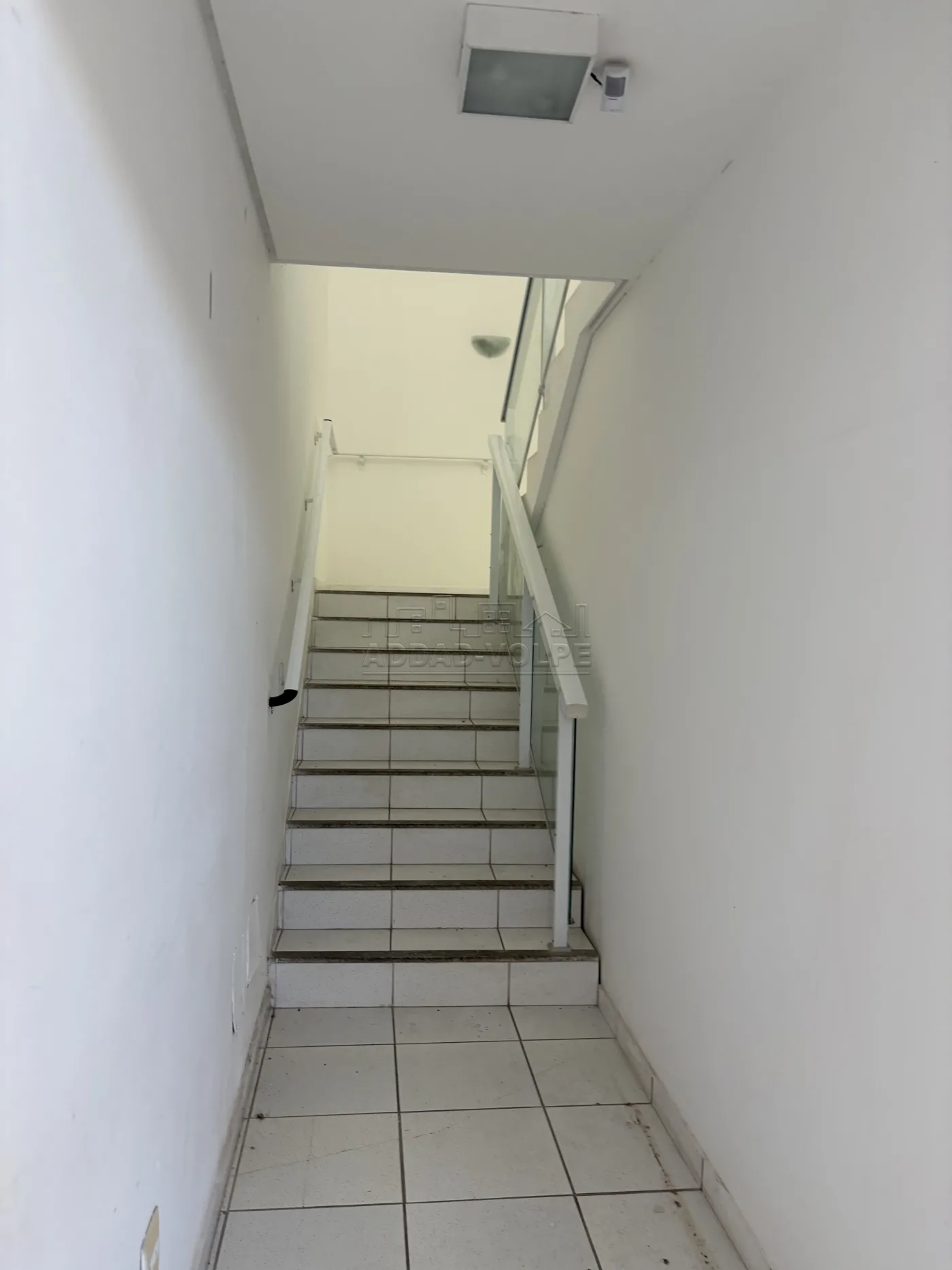 Alugar Comercial / Sal&atilde;o em Bauru R$ 10.000,00 - Foto 2